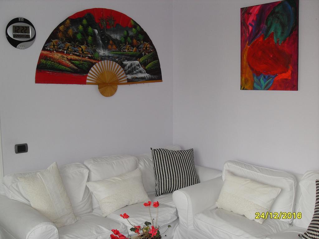 Готель Milan House Екстер'єр фото