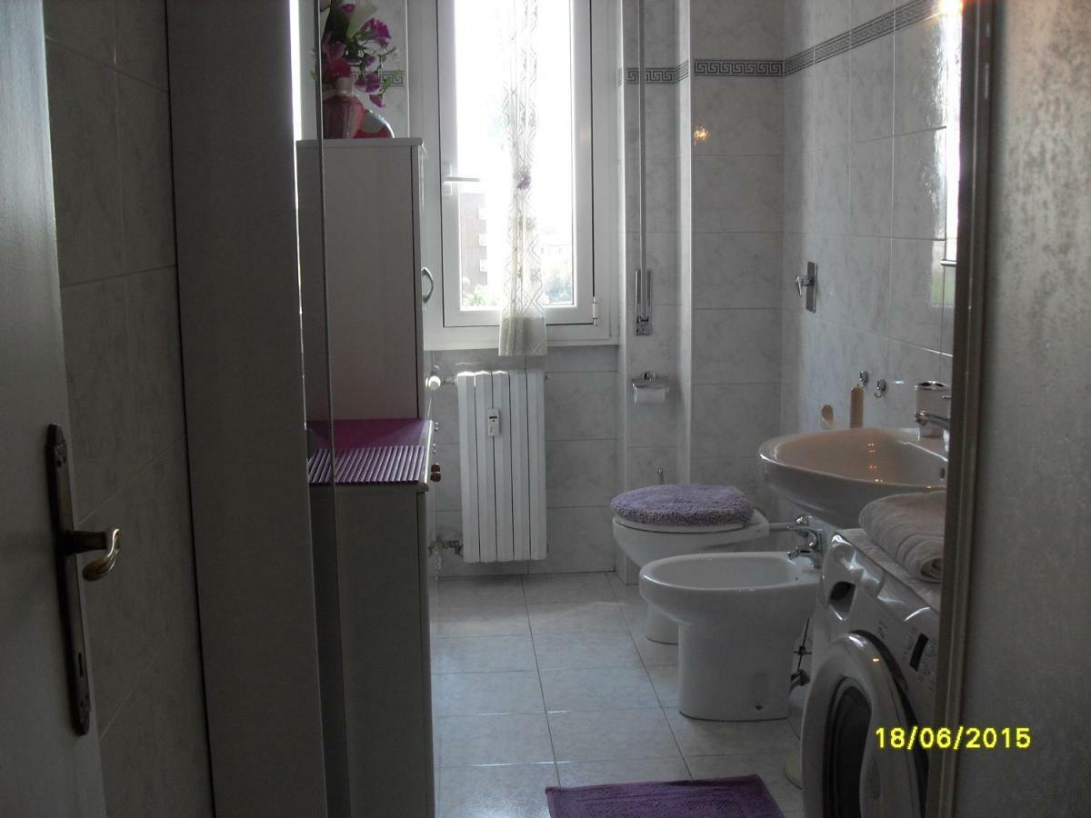 Готель Milan House Екстер'єр фото